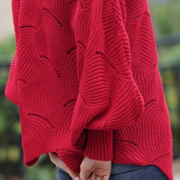 New Sweet Heart Oversized Scalloped Poncho Sweater - Picture 4 of 7